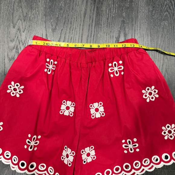 RED Valentino - Red and White Embroidered Culotte Shorts - Picture 3 of 4